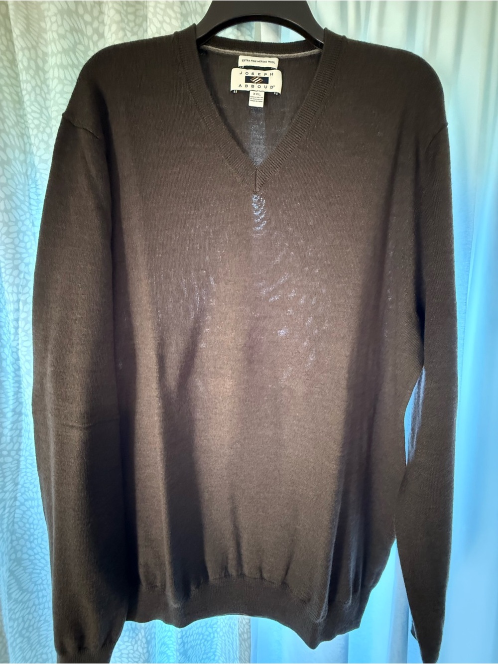 Joseph Abboud Men's V-Neck Sweater in Chocolate Brown